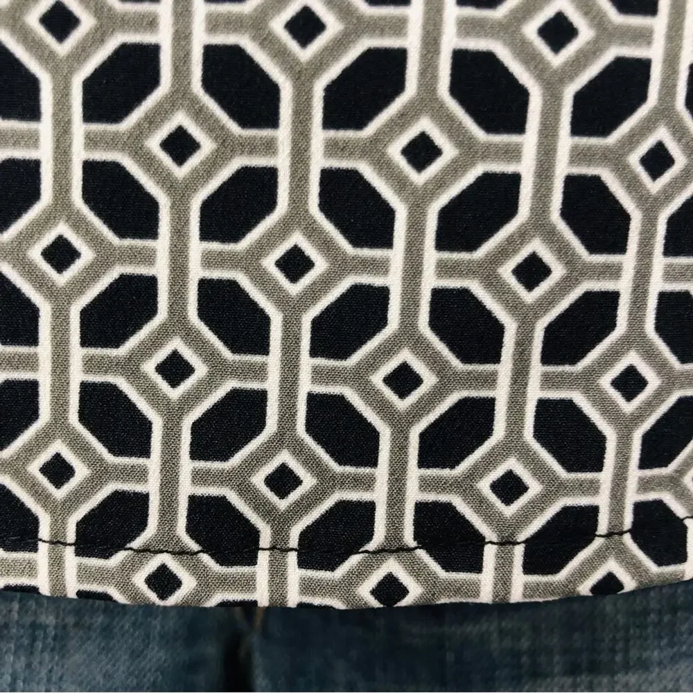 Banana Republic Black Gray Geometric Trellis Print Popover Top Split Scoop Neck